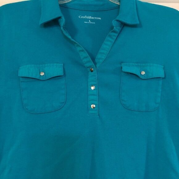 Turquoise 3/4 Length Sleeved V-neck T-shirt with Front Pockets, Size L - Picture 2 of 8